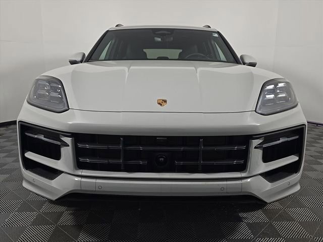 New 2026 Porsche Cayenne image 10