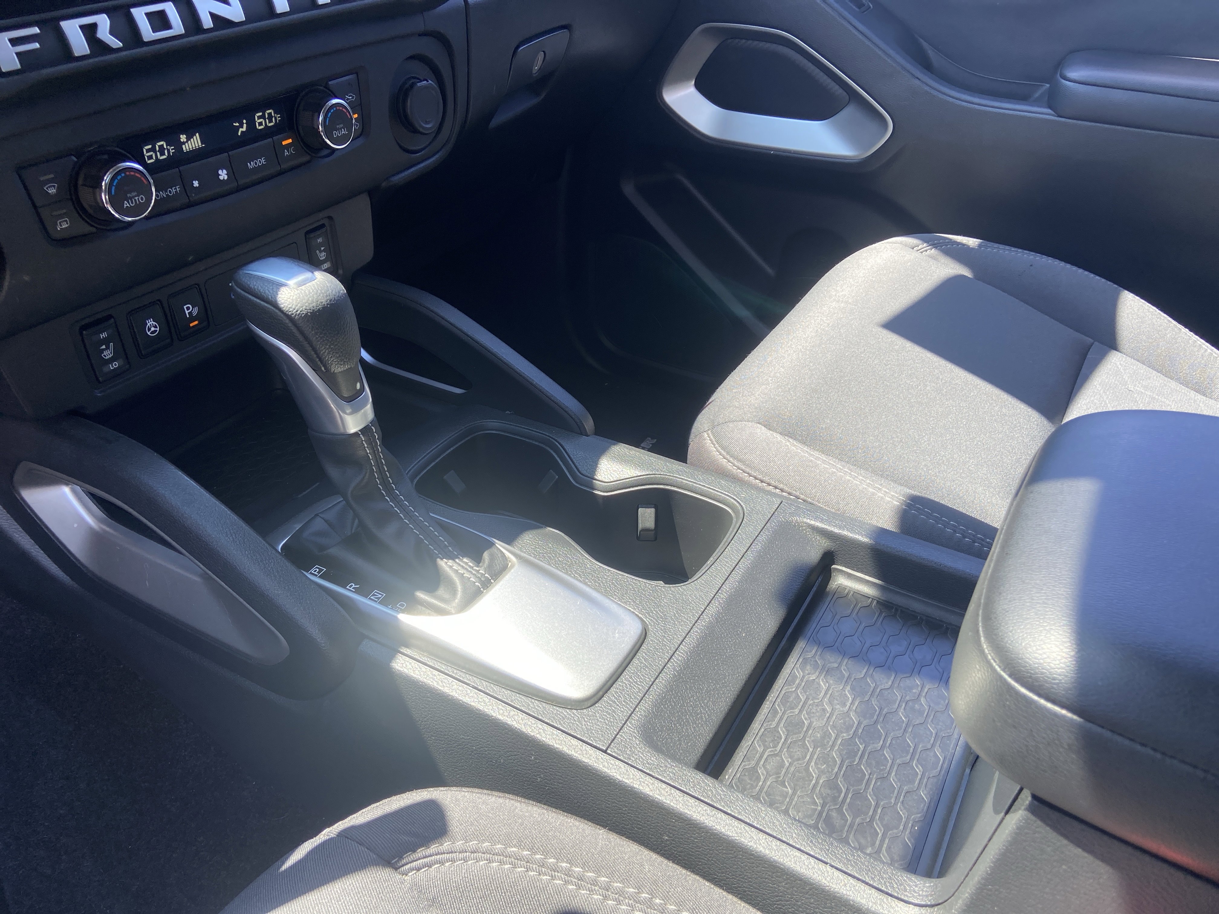 Certified 2025 Nissan Frontier SV w/ SV Convenience Package image 15