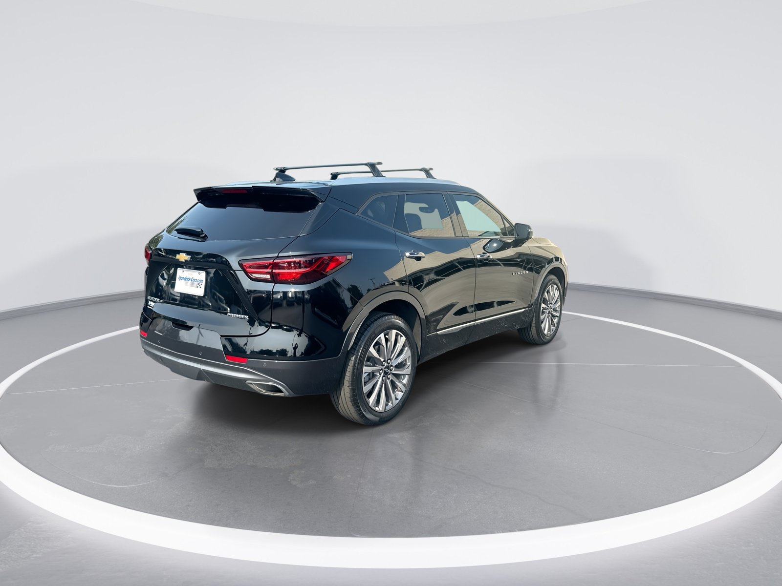 Used 2023 Chevrolet Blazer Premier w/ Driver Confidence II Package FWD image 9