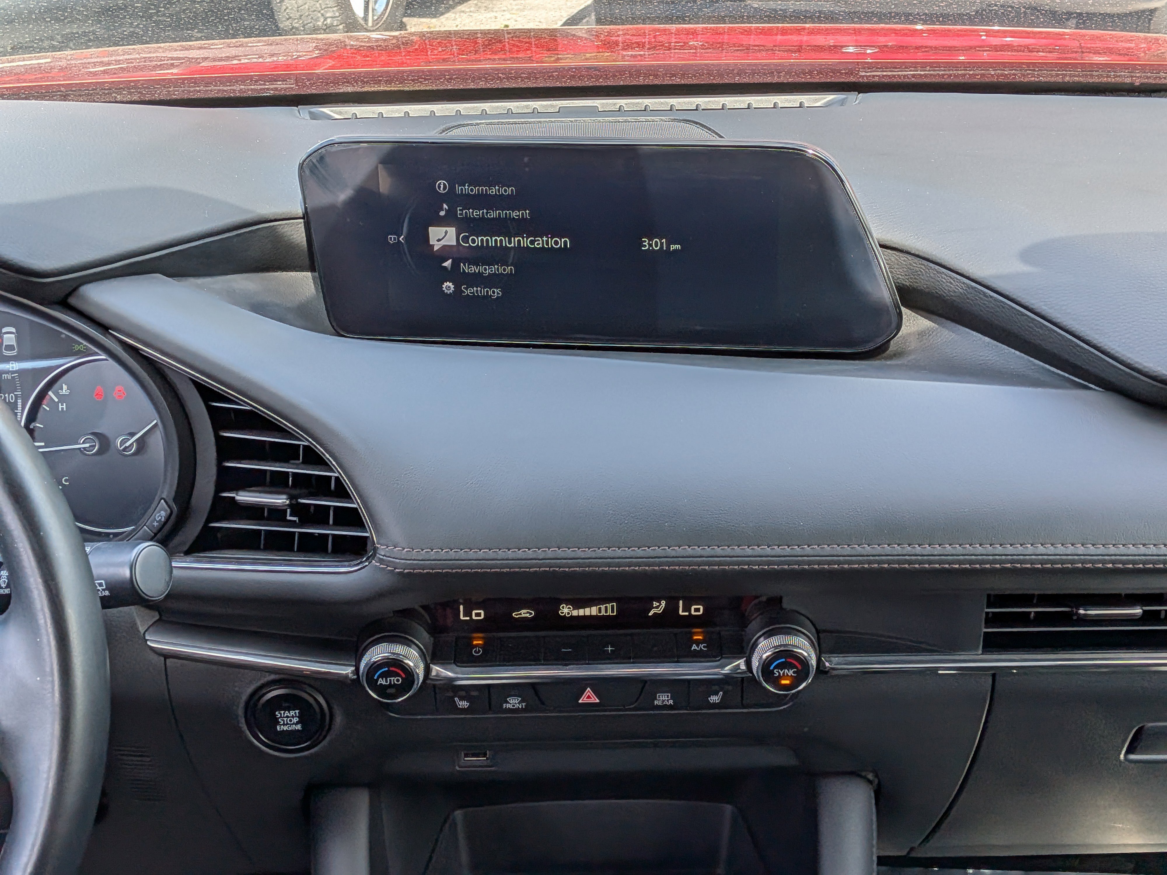 Used 2019 MAZDA MAZDA3 Hatchback w/ Preferred Package image 18