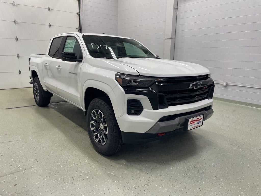 New 2026 Chevrolet Colorado Z71 w/ Technology Package AWD/4WD image 2