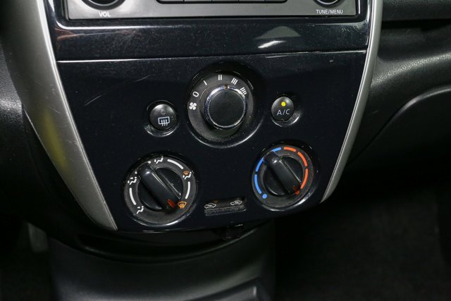 Used 2015 Nissan Versa Note SV image 22