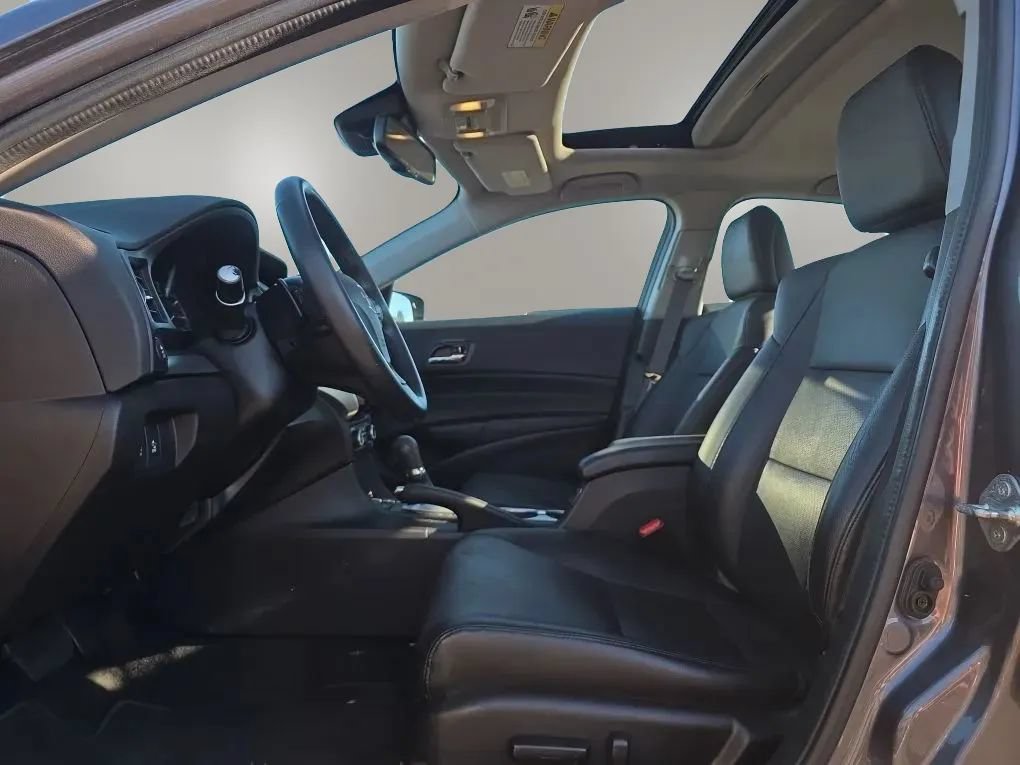 Used 2018 Acura ILX w/ Technology Plus Package FWD image 13