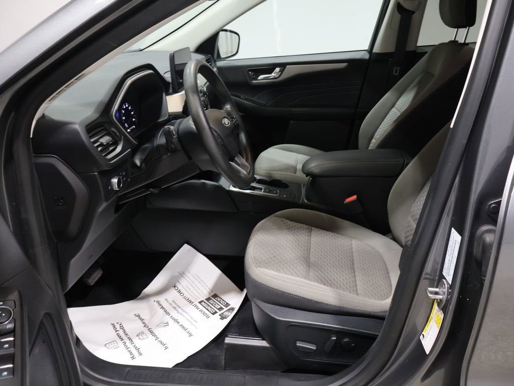 Used 2021 Ford Escape SE image 10