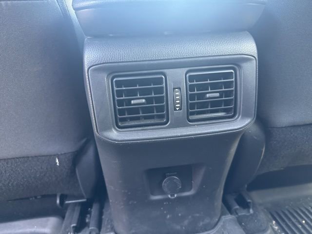 Used 2023 Toyota RAV4 LE AWD/4WD image 13