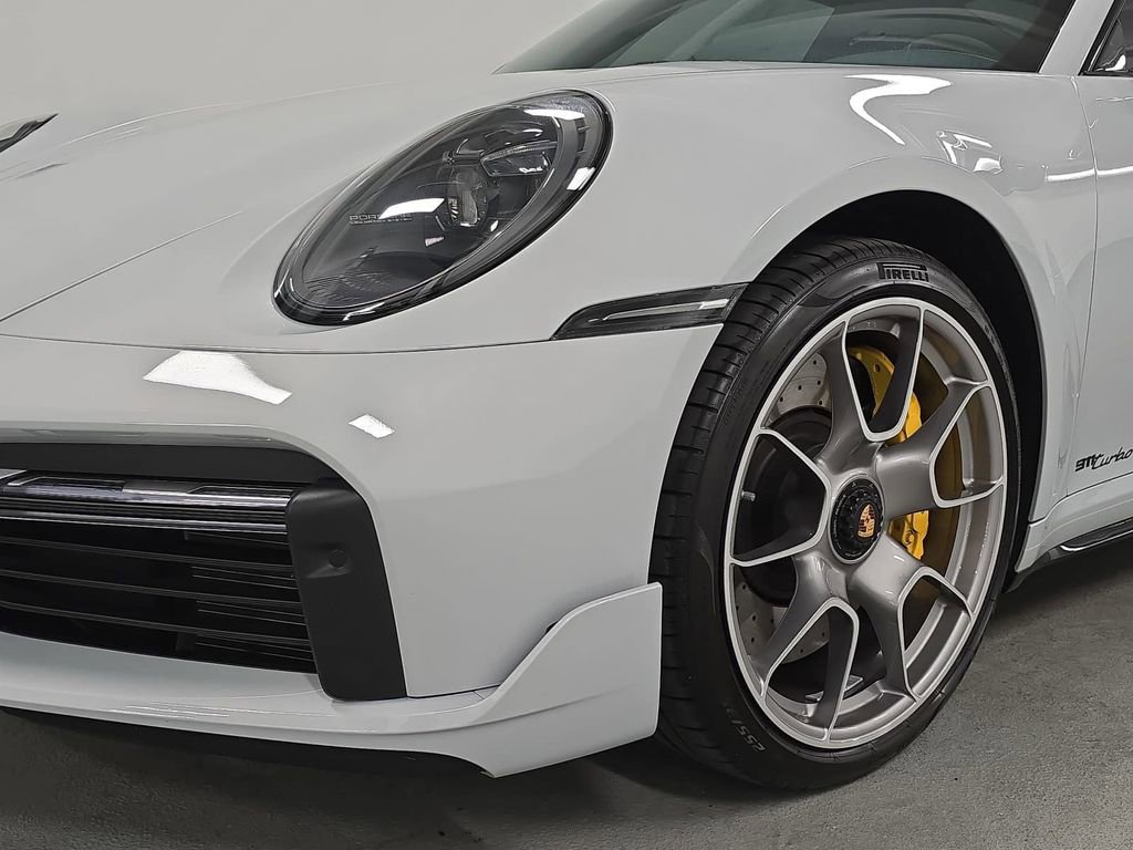 Certified 2025 Porsche 911 Turbo AWD/4WD image 11