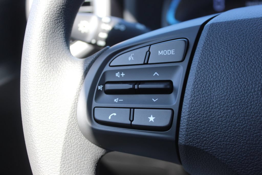 New 2026 Hyundai Venue SE FWD image 25