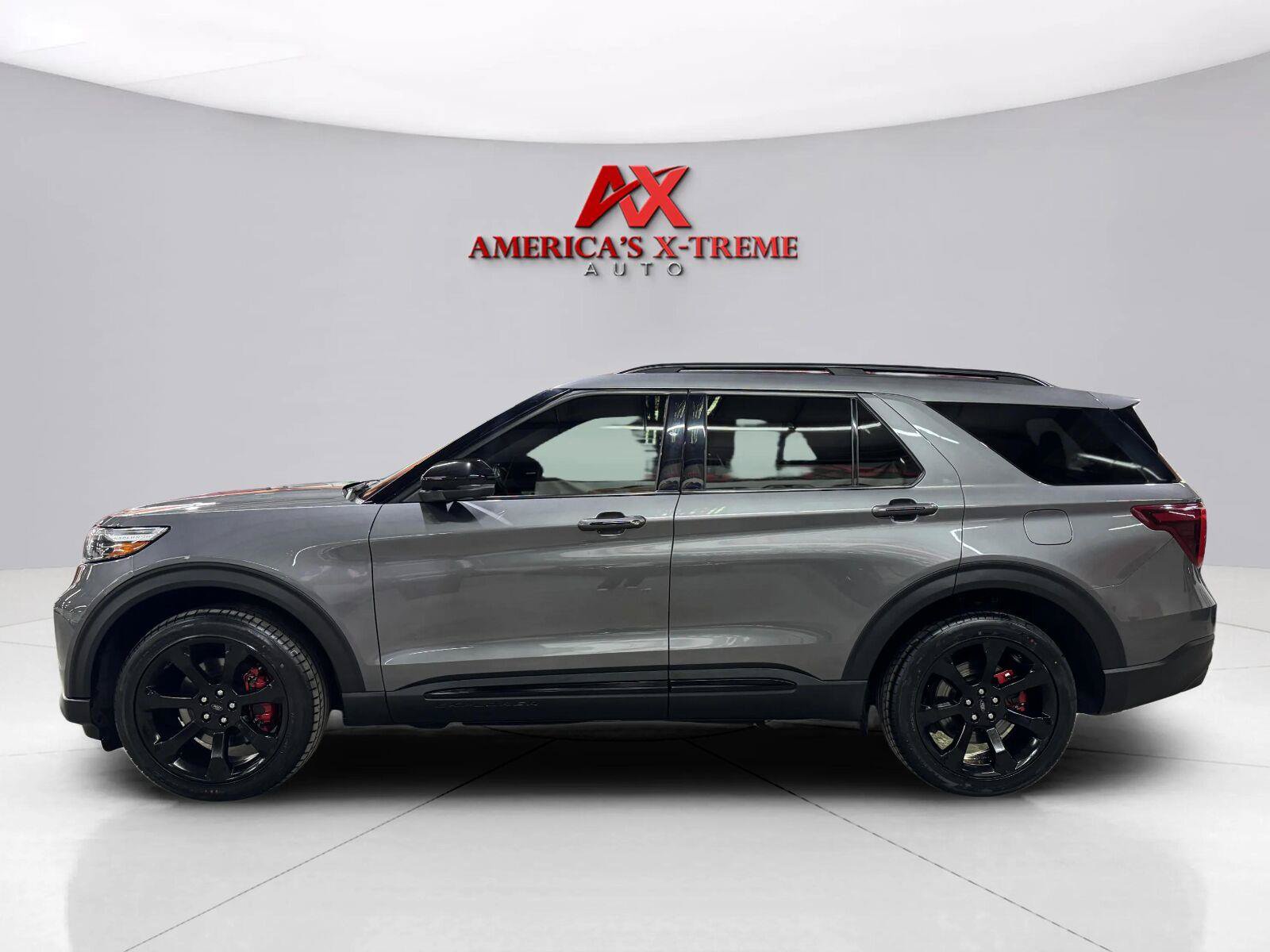 Used 2022 Ford Explorer ST w/ Equipment Group 401A AWD/4WD image 4