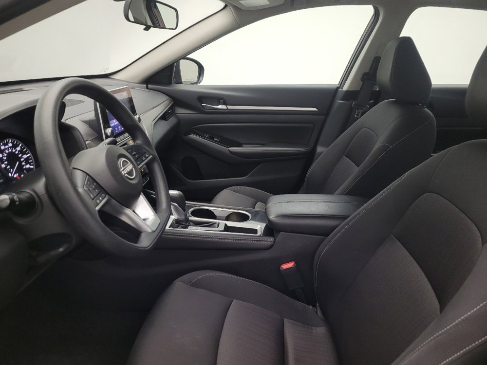 Used 2023 Nissan Altima 2.5 SV image 17