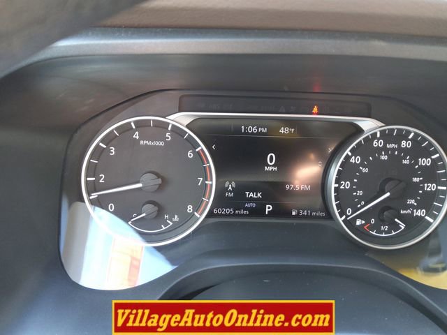 Used 2022 Nissan Rogue SV image 16