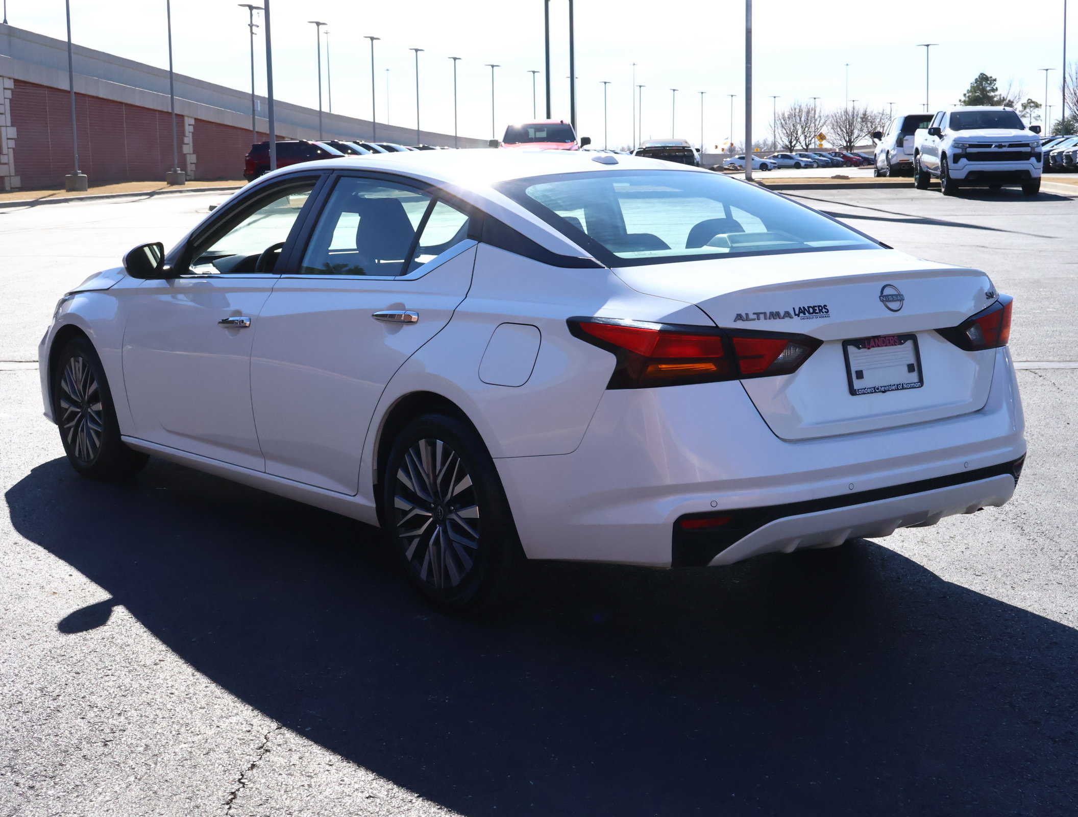 Used 2023 Nissan Altima 2.5 SV image 7