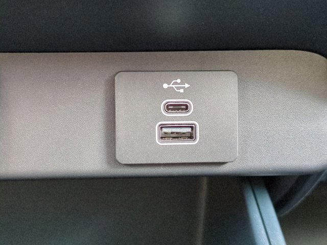 New 2026 Ford Maverick Lobo image 21