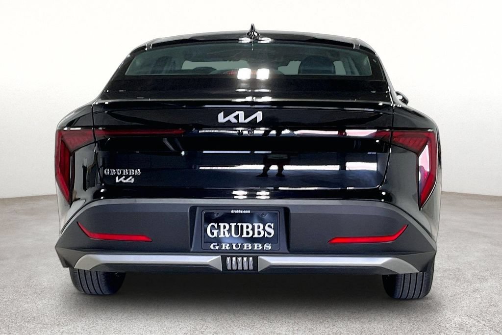 New 2026 Kia K4 FWD image 4