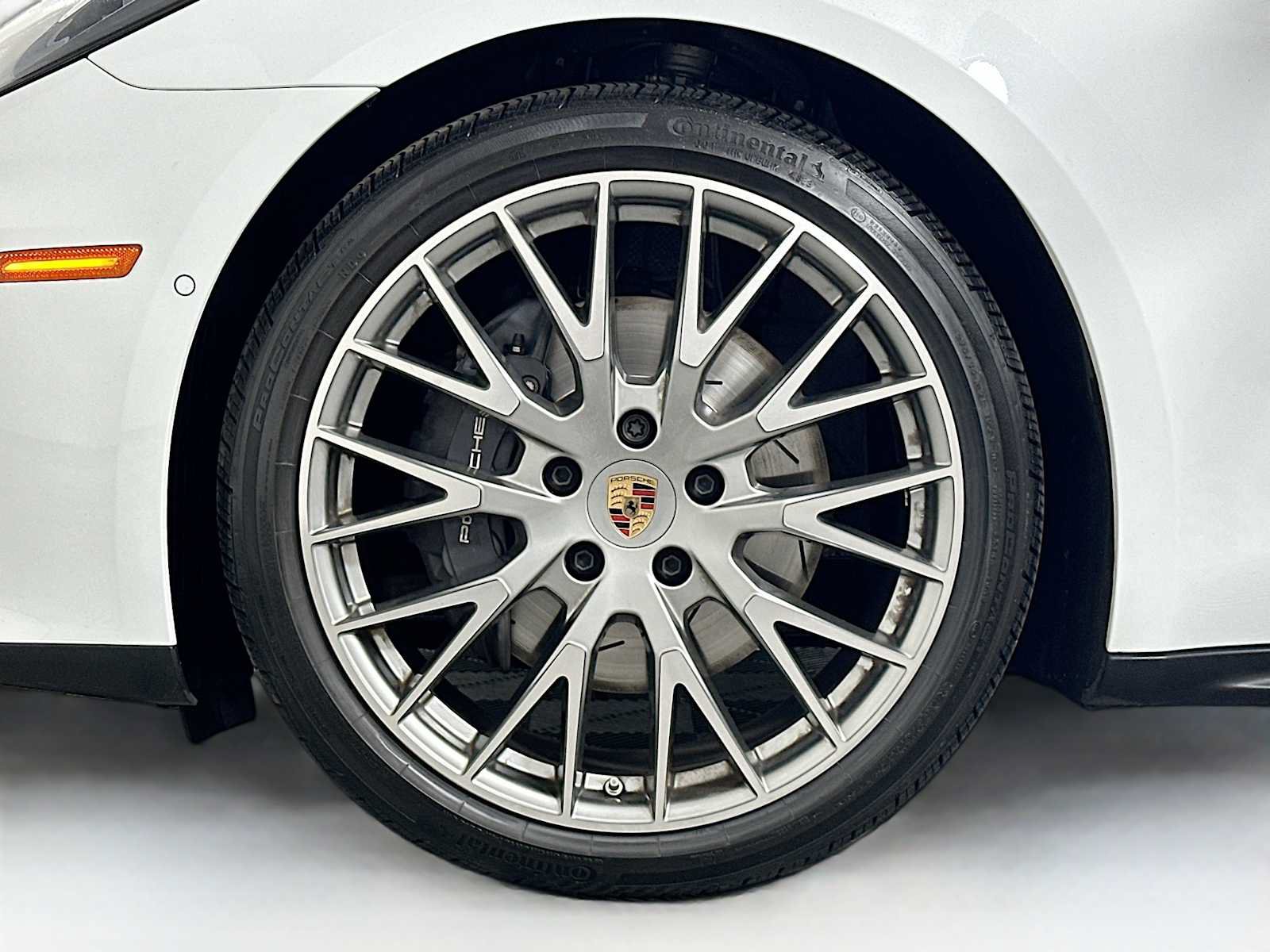 Certified 2024 Porsche Panamera 4 AWD/4WD image 31