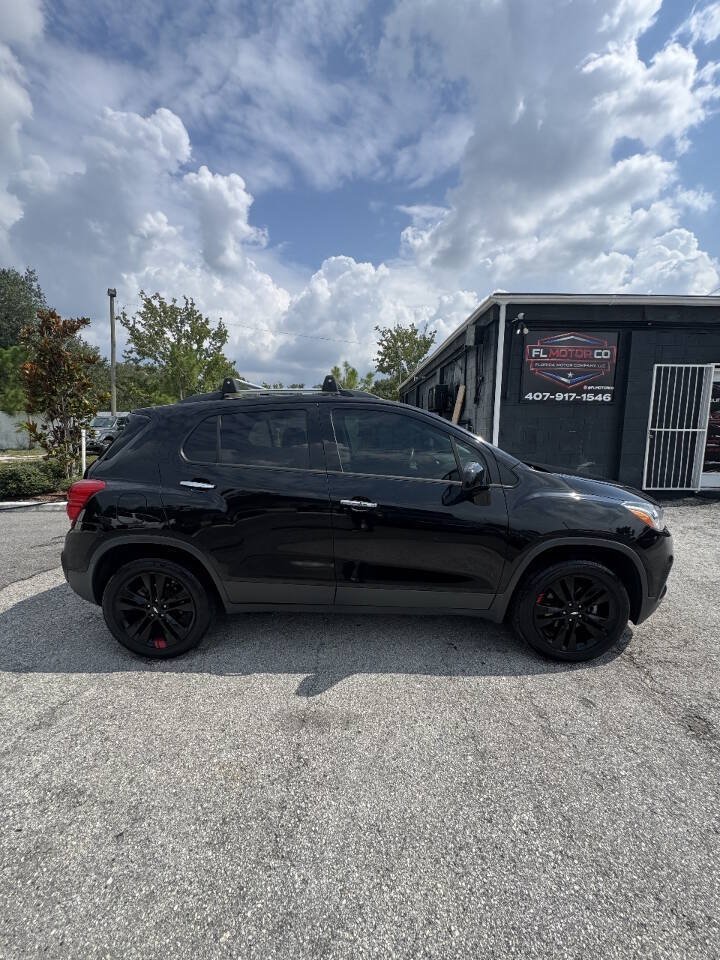 Used 2018 Chevrolet Trax LT w/ Sun & Sound Package AWD/4WD image 6
