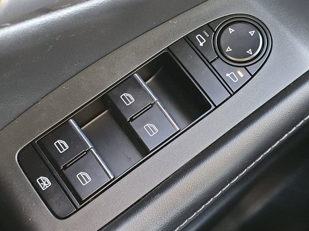 Used 2022 MAZDA CX-30 AWD 2.5 S w/ Select Package image 23