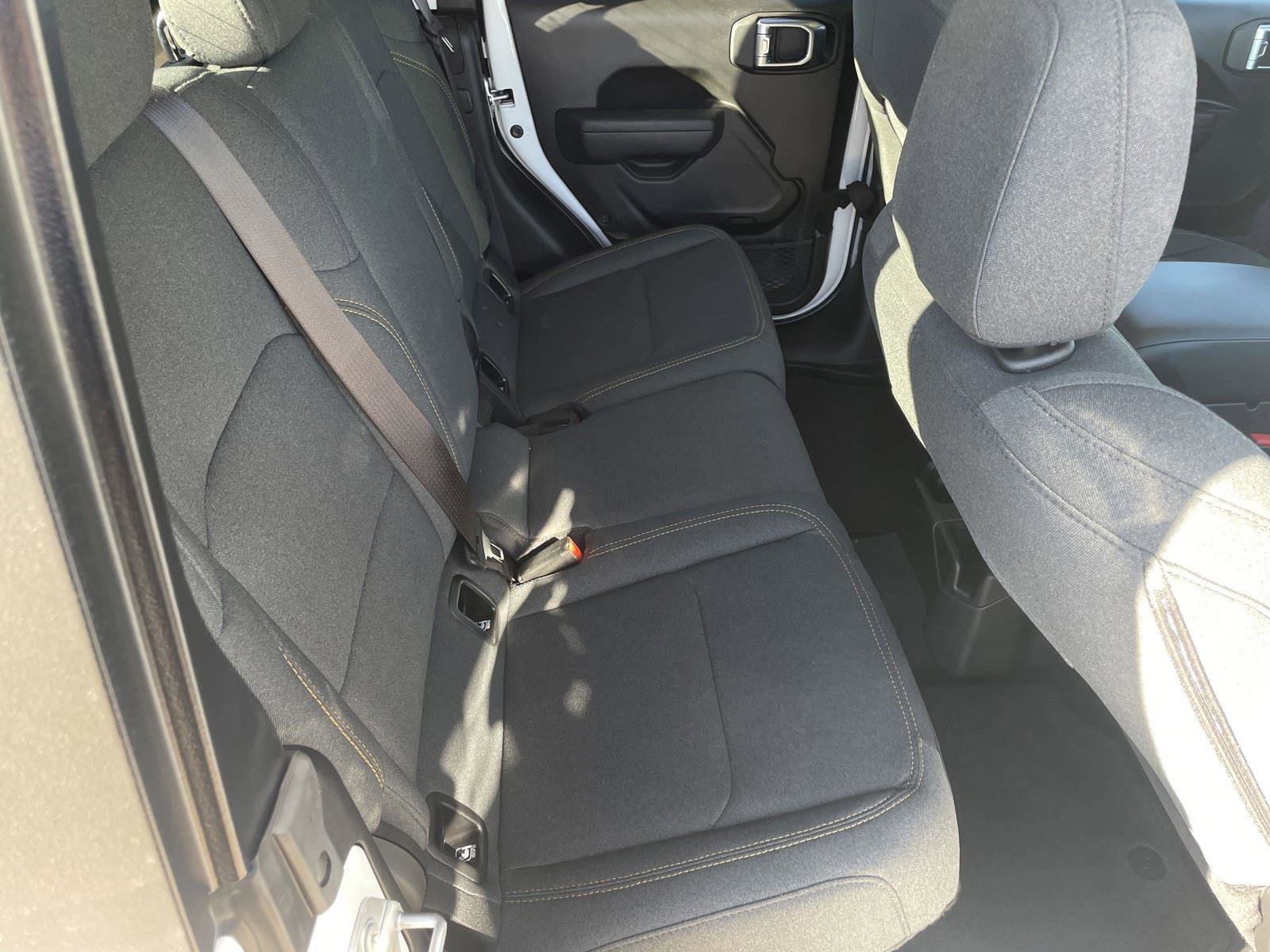 Used 2025 Jeep Gladiator Sport image 26