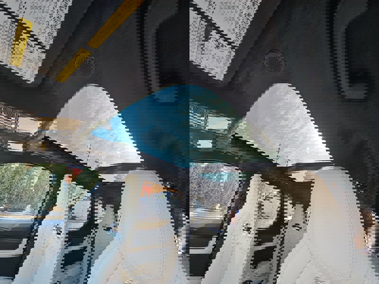 Used 2023 Jaguar F-PACE SVR image 18