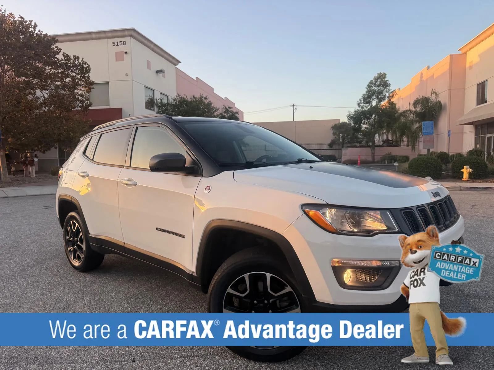 Used 2020 Jeep Compass Trailhawk AWD/4WD image 11