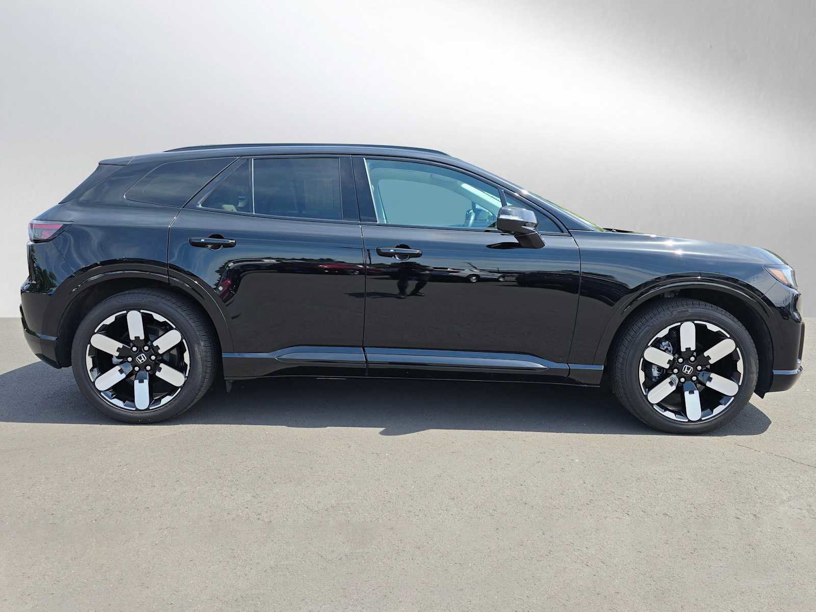 Used 2024 Honda Prologue Elite image 2