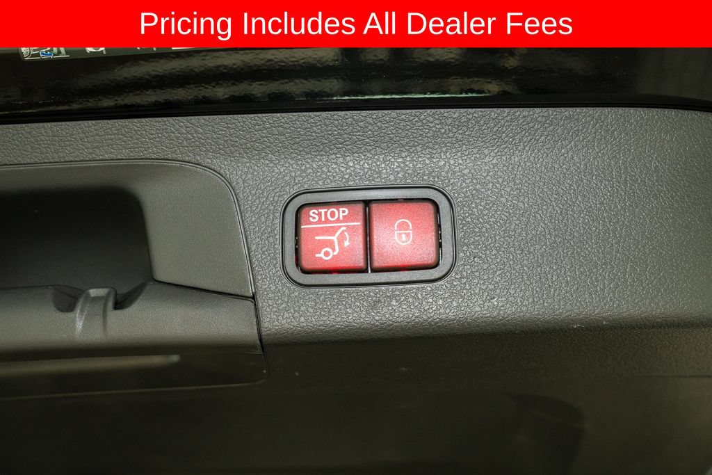Used 2025 Mercedes-Benz GLS 450 4MATIC image 6