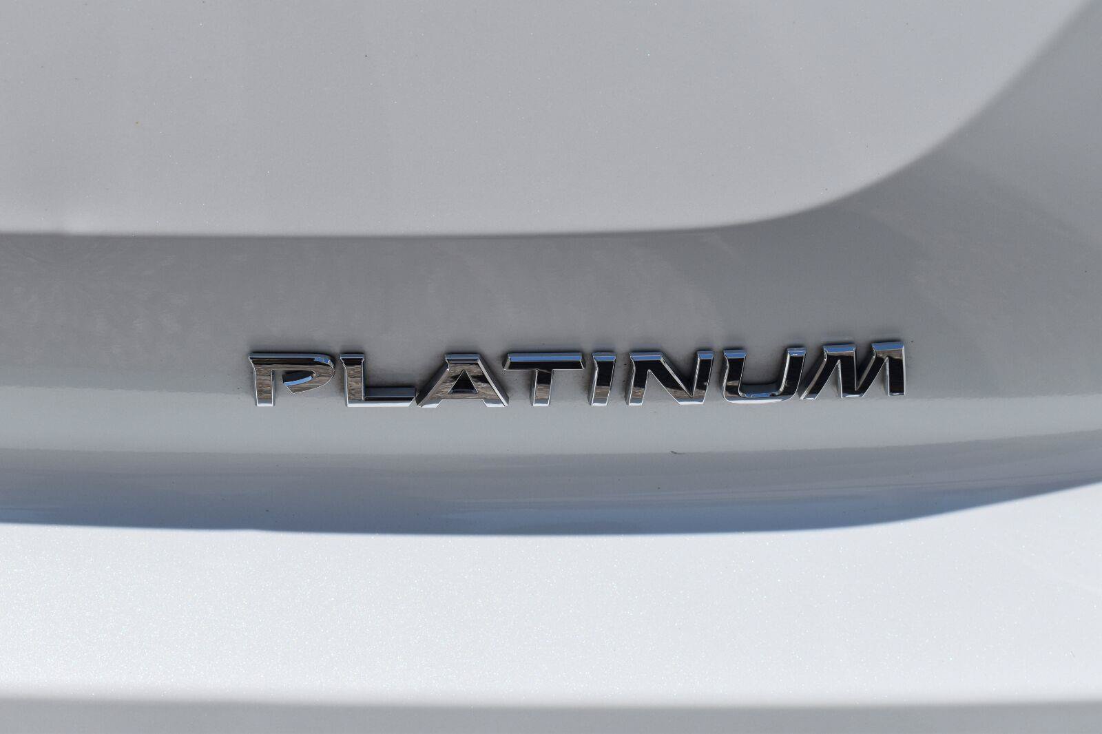 Used 2025 Nissan Pathfinder Platinum w/ Cargo Package FWD image 9