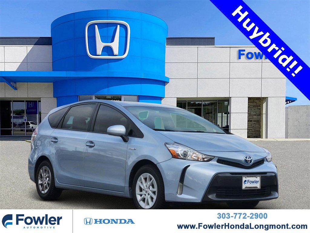 Used 2015 Toyota Prius V Five image 1