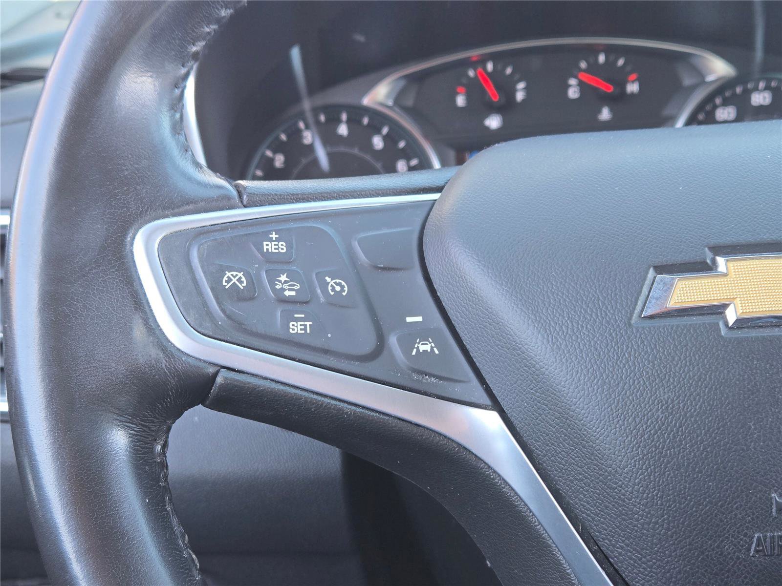 Used 2022 Chevrolet Equinox LT image 29