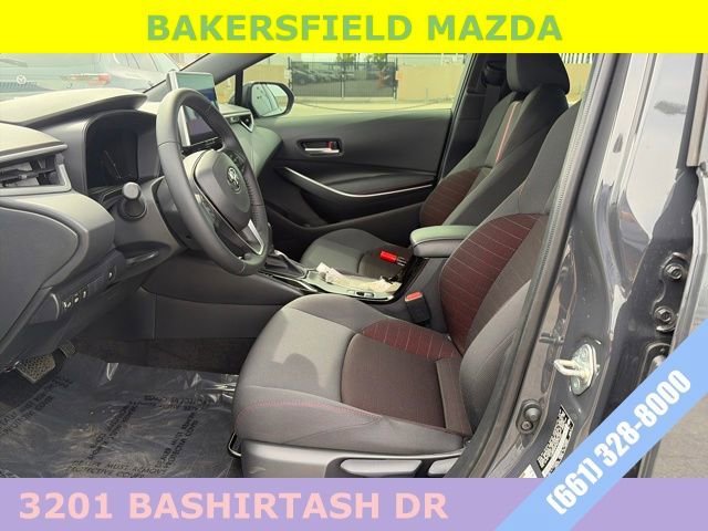 Used 2025 Toyota Corolla SE w/ SE Premium Package image 9