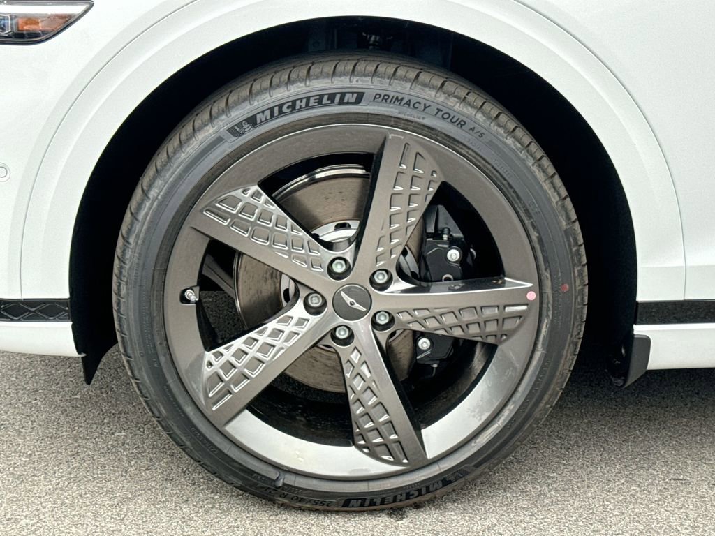 Used 2025 Genesis GV70 3.5T Sport w/ Sport Advanced Package image 15