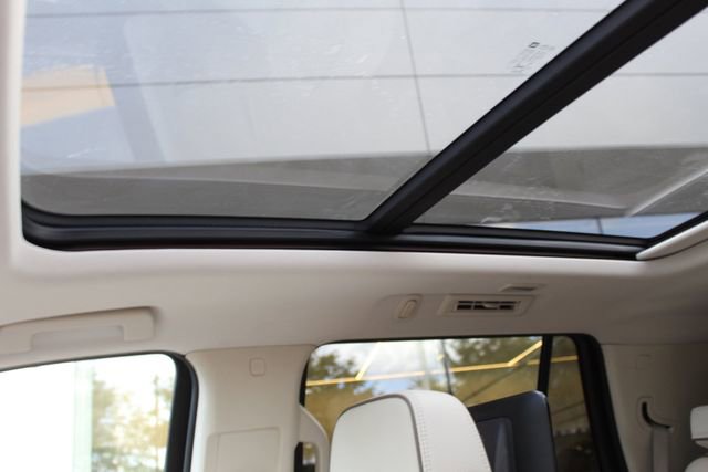 Used 2021 GMC Yukon Denali w/ Denali Ultimate Package image 22