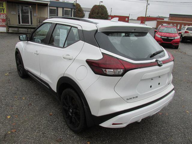 Used 2023 Nissan Kicks SR image 6