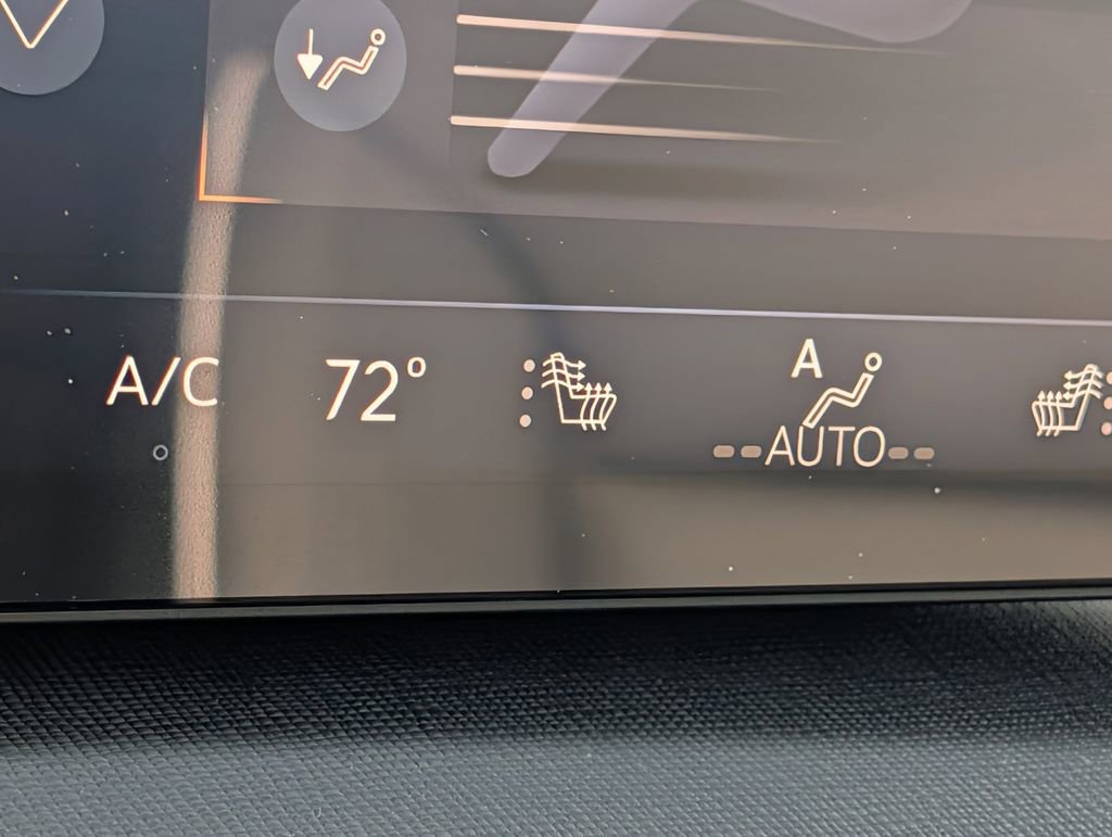 New 2026 Buick Enclave Sport Touring w/ Power Package image 43