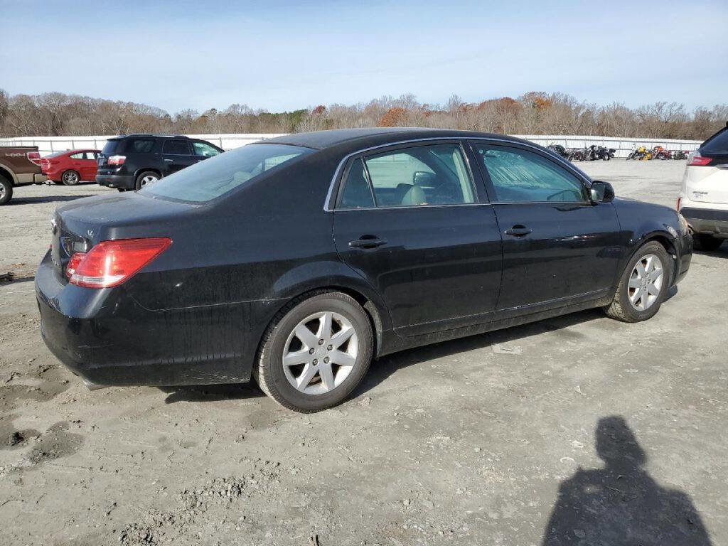 Used 2006 Toyota Avalon XL image 3