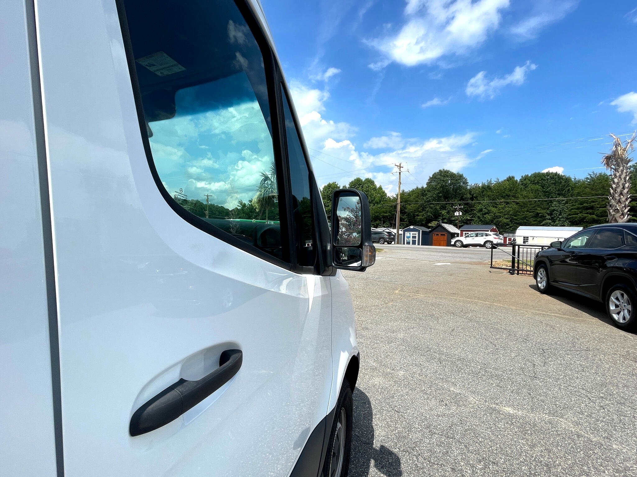 Used 2023 Mercedes-Benz Sprinter 2500 image 21