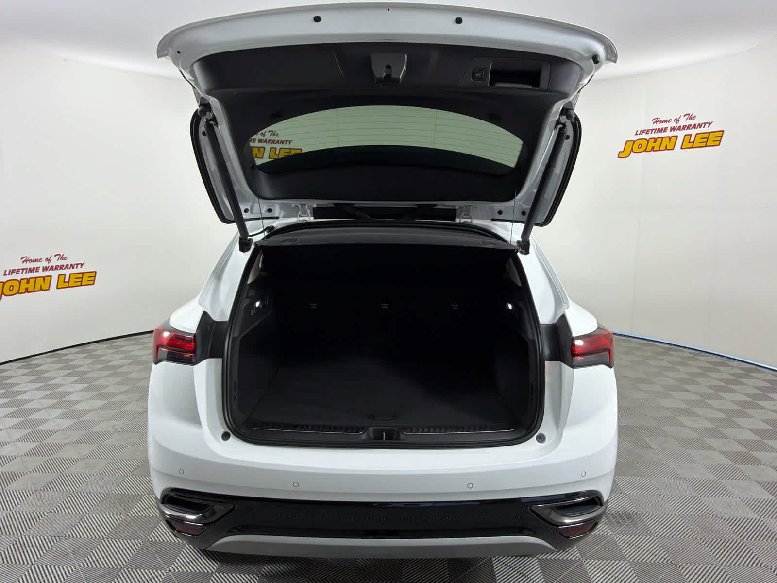 Used 2021 Buick Envision Preferred FWD image 5
