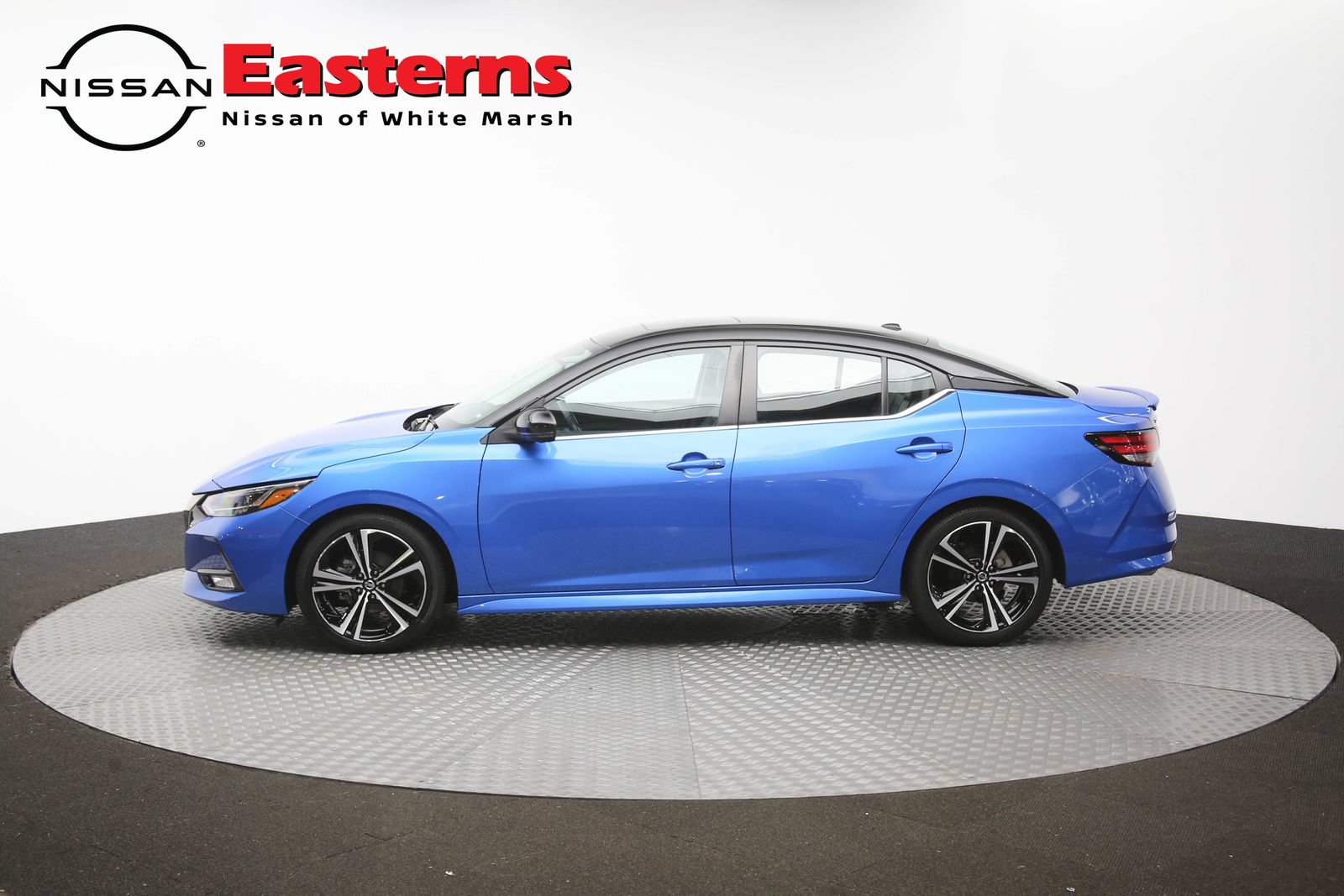 Used 2022 Nissan Sentra SR w/ SR Premium Package FWD image 59