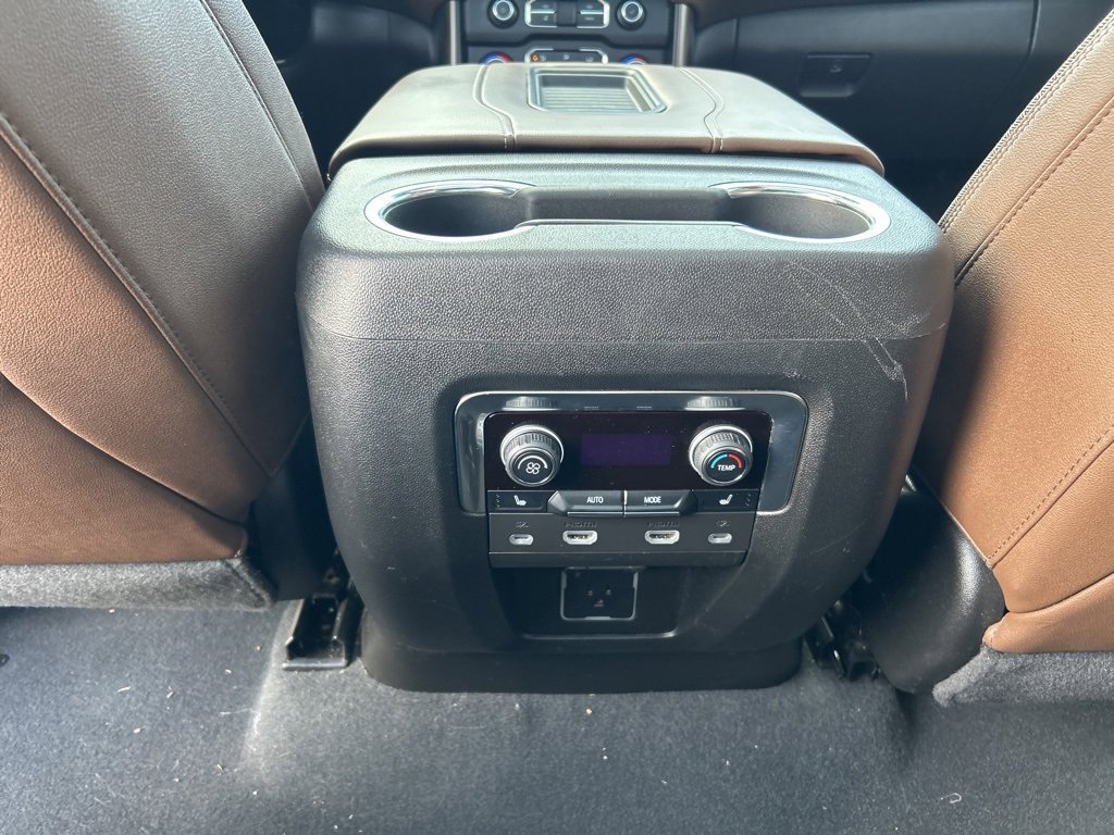 Used 2024 Chevrolet Tahoe High Country image 13