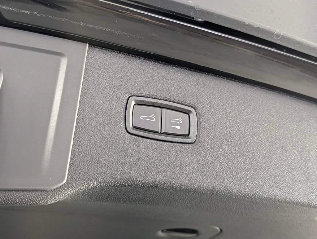New 2026 Porsche Cayenne S AWD/4WD image 18