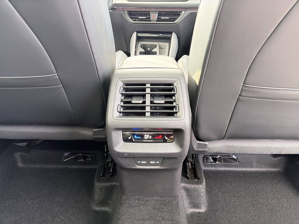 New 2026 Volkswagen Tiguan SEL R-Line image 23