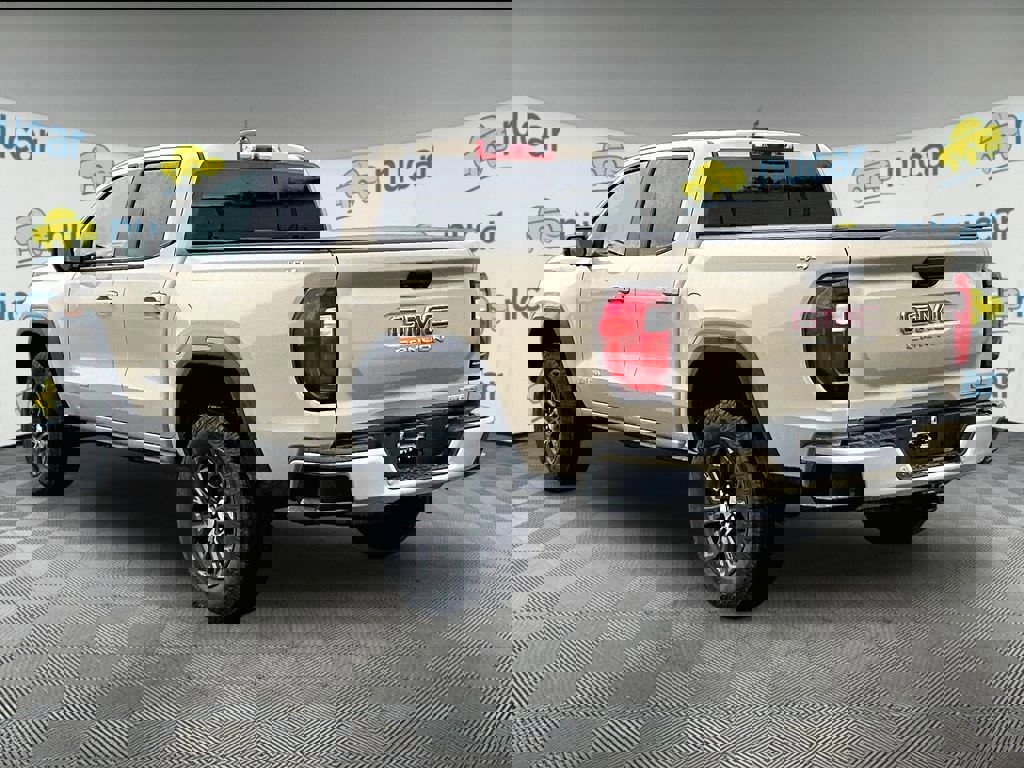 Used 2023 GMC Canyon Elevation w/ Convenience Package image 4