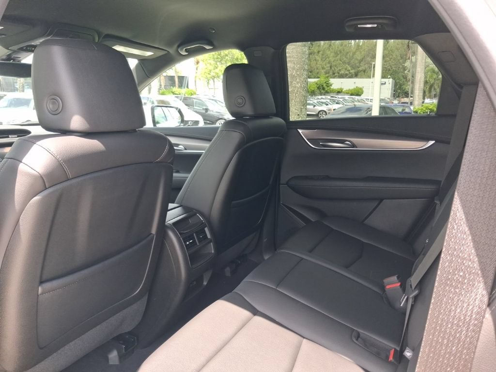Used 2023 Cadillac XT5 Luxury FWD image 6