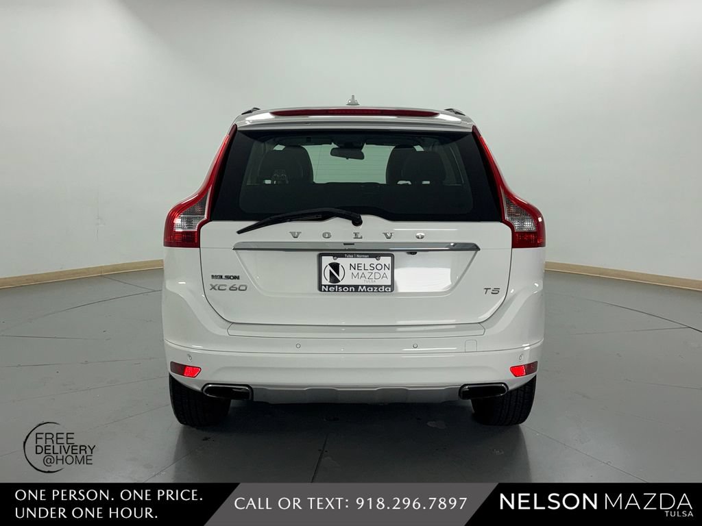 Used 2016 Volvo XC60 T5 w/ Proximity Package FWD image 7