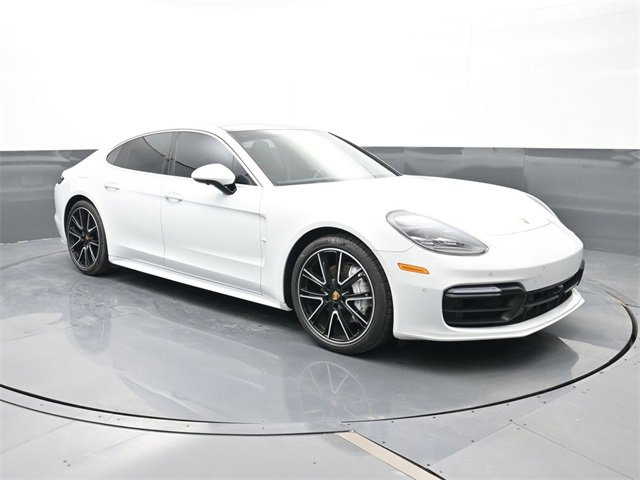 Used 2018 Porsche Panamera 4S image 27