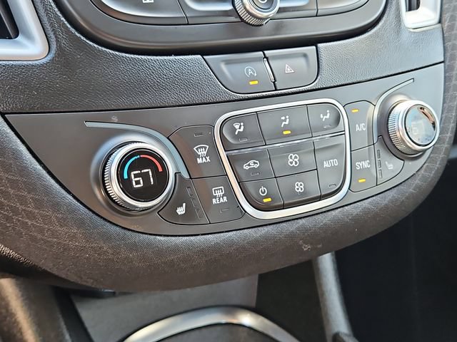 Used 2024 Chevrolet Malibu LT FWD image 30