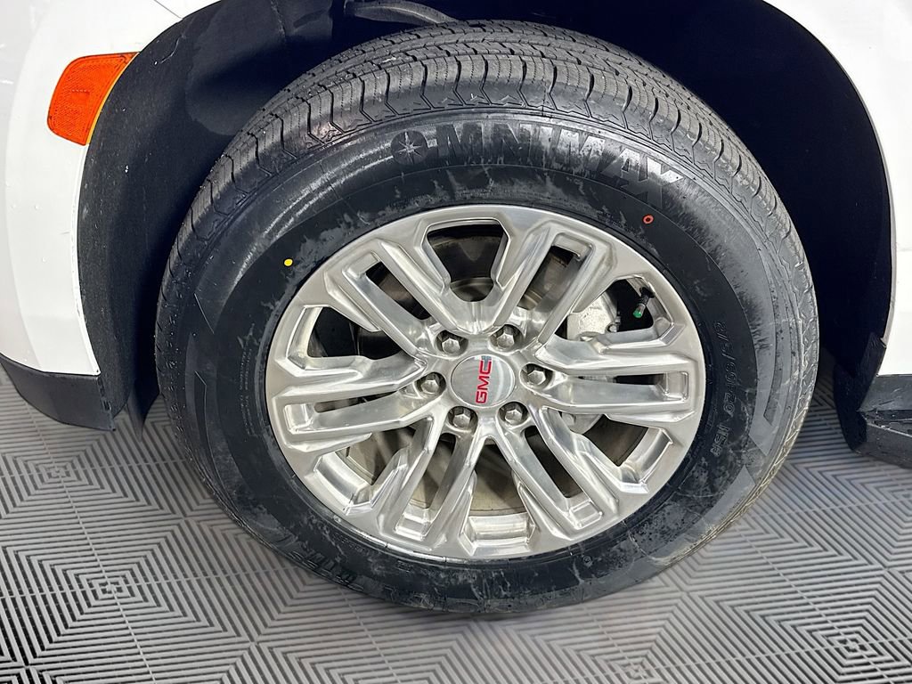 Used 2022 GMC Yukon XL SLT w/ SLT Luxury Package image 34