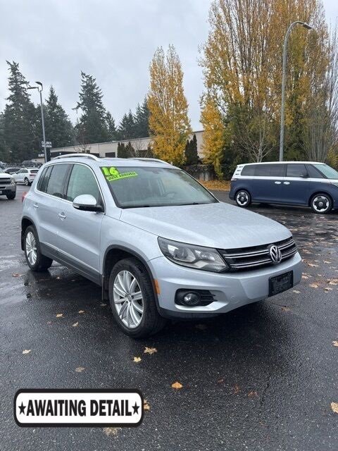 Used 2016 Volkswagen Tiguan SE