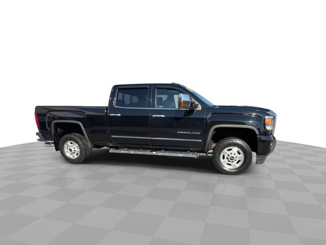 Certified 2019 GMC Sierra 2500 Denali w/ Duramax Plus Package AWD/4WD image 9