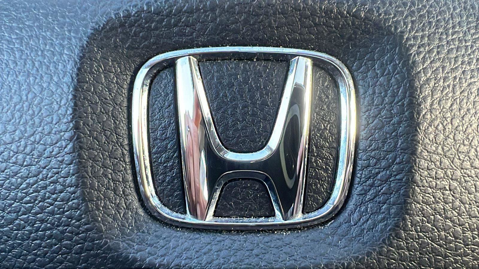 Used 2021 Honda Accord EX image 32