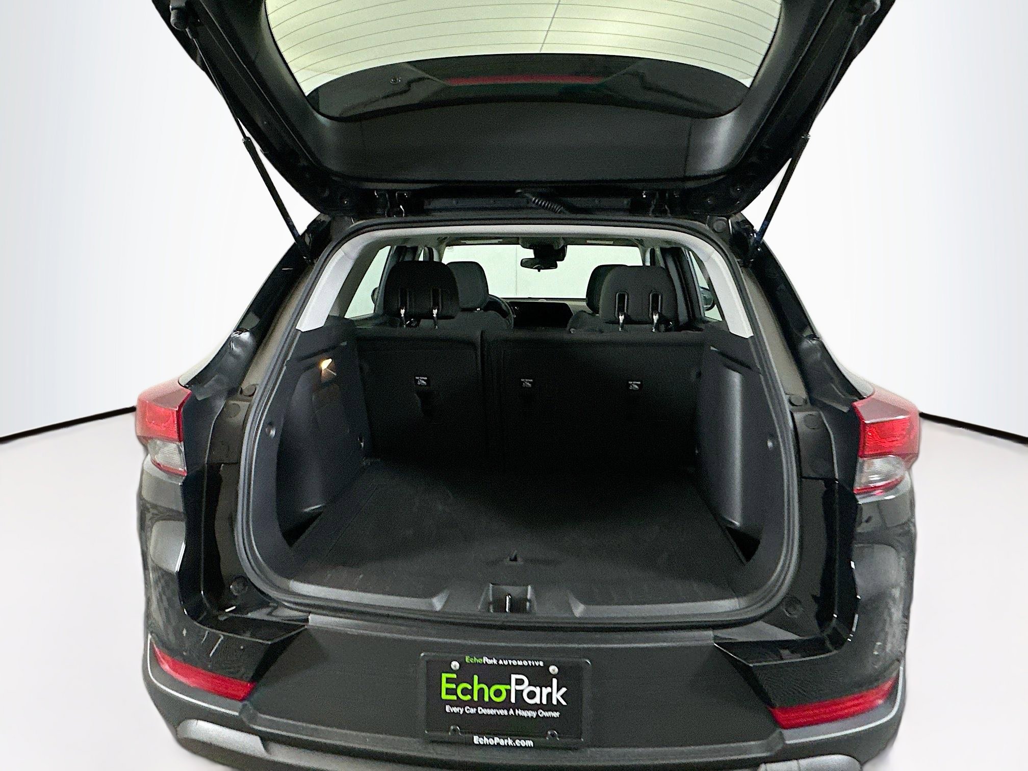 Used 2024 Chevrolet TrailBlazer LS image 26